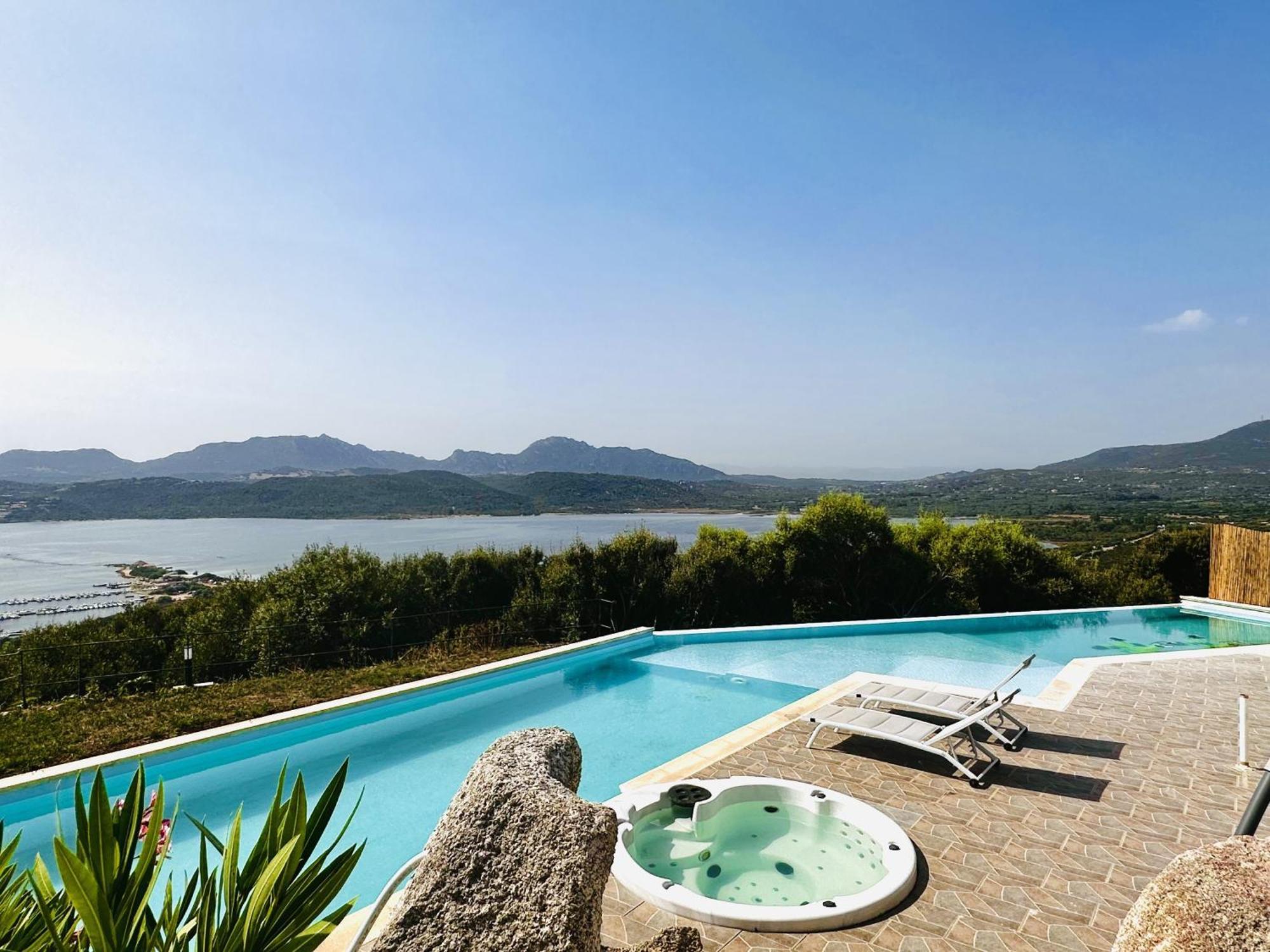 Domo S'Altura Hotel Porto Rotondo Bagian luar foto