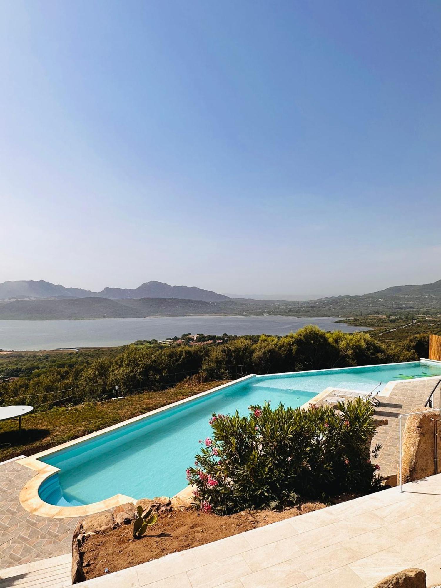 Domo S'Altura Hotel Porto Rotondo Bagian luar foto